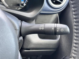 【オートライト(AUTO)】外の明るさをシステムが感知して、自動でヘッドライトが点灯します!ヘッドライトをつけ忘れを防ぐ便利機能です。