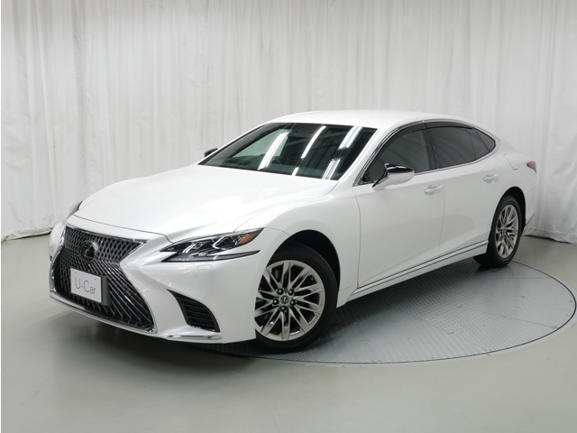 LS500 エグゼクティブ 4WD