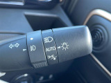 【 オートライト 】オートライトなのでライトの点け忘れを気にすることなく運転が出来ます♪//