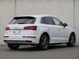 Audiが指定する独自の条件を全て満たした車だけが、認定資格を持つテクニシャンの手による100項目にも及ぶ点検・整備のプロセスを受け、お客様のもとへ届けられます。