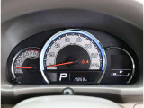 お車選びをお楽しみ頂けるよう、在庫車の展示スペースを十分に確保しております。
