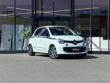 リベラーラはガリバーグループのBMW、メルセデスベンツ、アウディなどの輸入車専門店です。