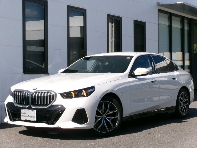 5シリーズセダン 523d xドライブ Mスポーツ 4WD