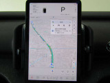 運転操作に必要な情報をひと目で確認できる12.3インチのタブレット型センターディスプレイは、よく使う機能のコントロールボタンも同一画面に表示させることができます。