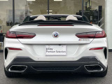 また、BMW正規認定中古車は、エマージェンシーサービスが自動付帯。24時間365日、皆様のカーライフをサポート致します。確かな安心のうえで、「駆けぬける歓び」をご堪能ください。