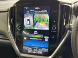 【マルチテレインモニター】車のフロントやサイドのカメラ画像を同時にモニター表示することで、悪路や狭い道を走行時でも周囲の状況確認ができ安心!本格SUVにうれしい装備です♪