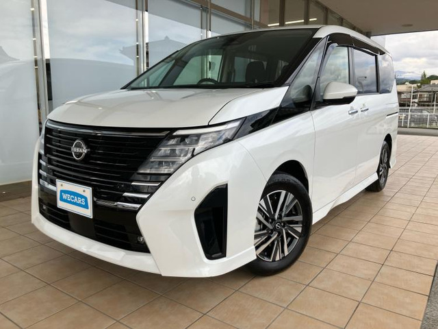 セレナ1.4 e-POWER ハイウェイスター V