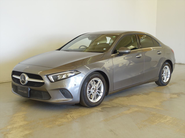 AクラスセダンA200dレーダーセーフティパッケージ・ナビゲーションパッケージ