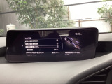 車線から逸れないようステアリングをアシスト♪車両が車線を踏み越えそうであると判断すると、ステアリングの振動・ビープ音により警告。ドライバーの素早い回避操作をサポート致します。