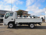 エルフ  3.0 フルフラットロー ディーゼルターボ 4WD