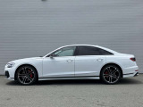 創業者アウグスト・ホルヒから受け継がれる「技術による先進」。Audiは、いつの時代も他に先駆けて最先端技術を開発し、厳しいレースの現場で性能を実証した上で、市販車にいち早くフィードバックしております。