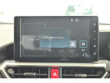ディスプレイオーディオを装備。スマホとクルマをつなぐことで、これまでのナビに加えて、いろんなサービスが楽しめます。