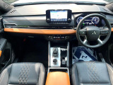 アウトランダー PHEV 2.4 P 4WD 