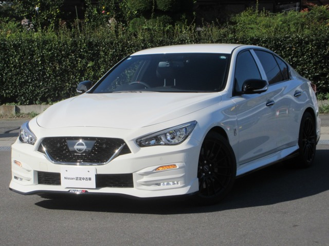 スカイライン3.0 NISMO