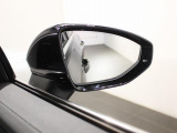 サイドアシストが後方の車の接近を感知して、危険をお知らせします。