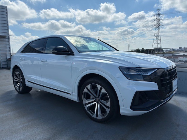 Q855 TFSI クワトロ Sライン 4WD