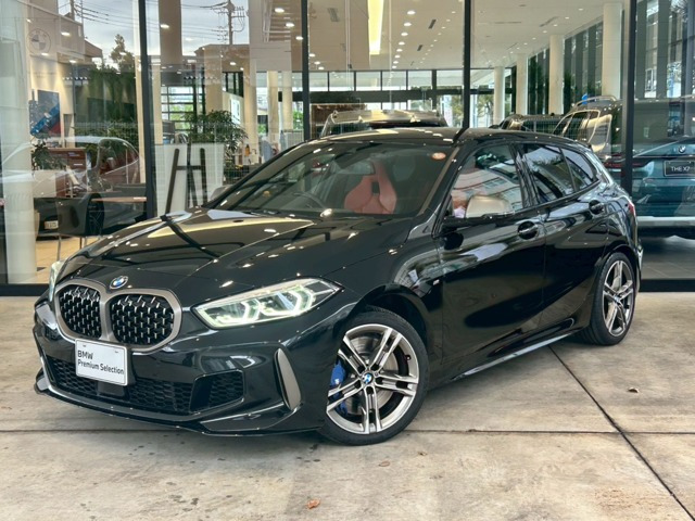 1シリーズM135i xドライブ 4WD