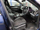 Q5 40 TDI クワトロ スポーツ Sラインパッケージ ディーゼル 4WD 
