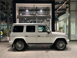 認定中古車「サーティファイドカー」では、 万一お車が故障した場合も、ご購入後2年間は走行距離にかかわらずメルセデス・ベンツ正規サービスネットワークで無料修理いたします。