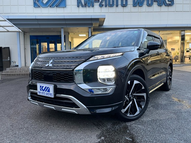 アウトランダー PHEV 2.4 P 4WD 