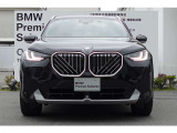 BMWの代名詞の【キドニーグリル】グリルが腎臓のように見えるので【キドニー】と呼ばれるようになりました。一目見ただけでBMWであると認識できる確固たるアイコンとして存在感を放ちます。