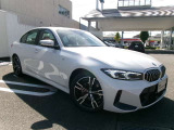 初めて輸入車を検討される方、輸入車に興味はあるけれどメンテナンスなど不安や質問がたくさんある方、是非一度当社にお出かけ下さい。一つ一つご質問に丁寧にお答えさせていただきます。お気軽にお声かけ下さい。