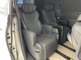 みなさまのお車選びのお手伝いをさせてください!スタッフ一同心よりご来店、お問い合わせをお待ちしております!