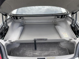 【トランク】積み込みやすくて、たっぷり積める荷室です。シートアレンジできるものは、乗車人数と荷物の量や大きさによってシートを動かすことができるので、より快適なドライブが可能です!