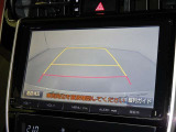 バックモニターも装備しております。バックギアに入れるとナビ画面に車の後方が映し出されます。これで後方確認も安心!