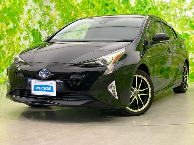 プリウス1.8 S セーフティ プラス E-Four 4WD