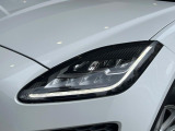 ●LEDヘッドライト:夜間走行時も良好な視界を確保し安心して運転できる高輝度LEDヘッドライトを装備!点灯速度が早く、消費電力も抑えられています。
