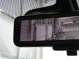 インテリジェントルームミラーです。クリアな後方視界で安全運転をサポートします。