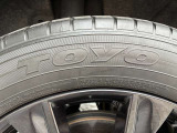 TOYOタイヤを装着しております。