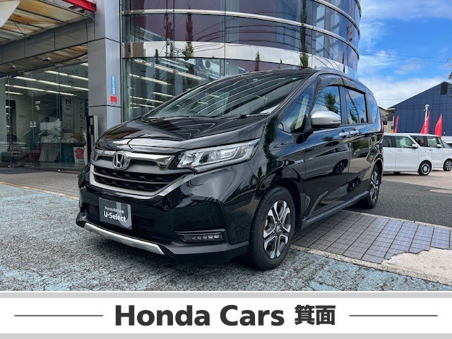 フリード 1.5 ハイブリッド クロスター 