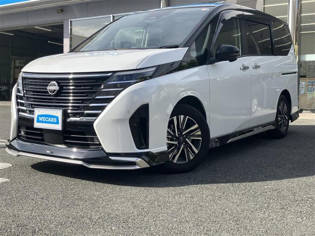 セレナ1.4 e-POWER ハイウェイスター V