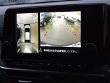 【アラウンドビューモニター】上から見下ろすような視点でスムース駐車をサポートしてくれるアラウンドビューモニター(^v^)
