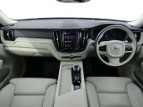 XC60 リチャージ アルティメット T6 AWD PHEV 4WD