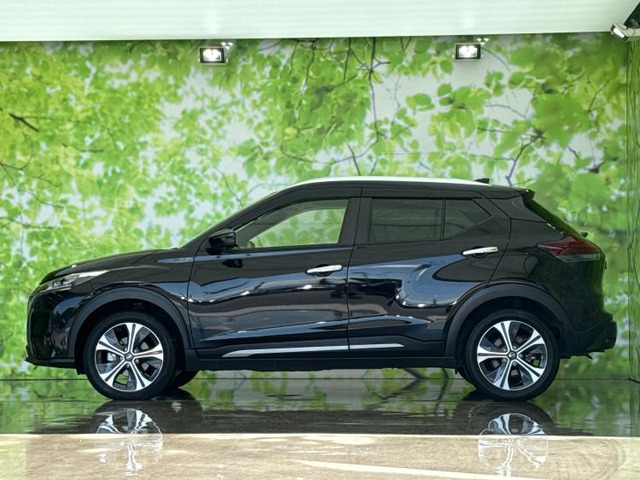日産 キックス 1.2 X (e-POWER) の中古車詳細 (30,590km, ピュア