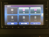 ナビゲーションはインターナビ対応のGathers純正メモリーナビを搭載しています。Bluetoothオーディオ機能がありますので、スマートフォンなどの音楽も再生できます。