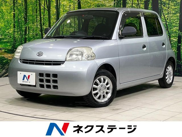 エッセD
