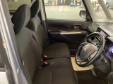 フィット性も良く、楽な運転姿勢を保てます。