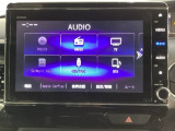 ナビゲーションはフルセグTV、インターナビ対応のGathers純正メモリーナビを搭載しています。Bluetoothオーディオ機能がありますので、スマートフォンなどの音楽も再生できます。