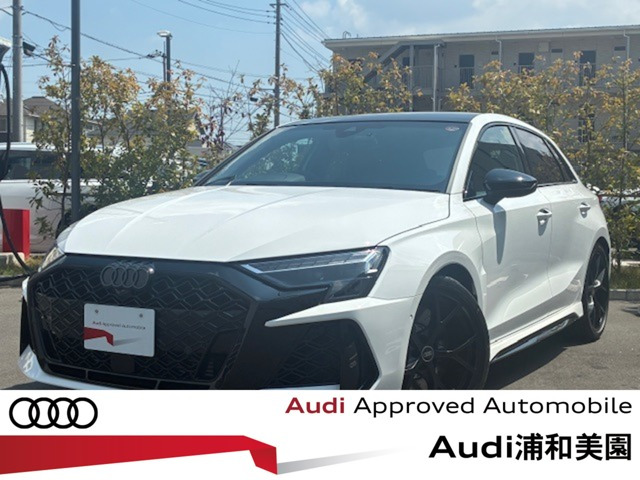 RS3スポーツバック2.5 4WD