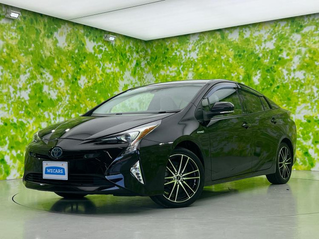 プリウス1.8 A プレミアム ツーリングセレクション E-Four 4WD