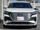 Q4スポーツバックe-tron 40 Sライン 