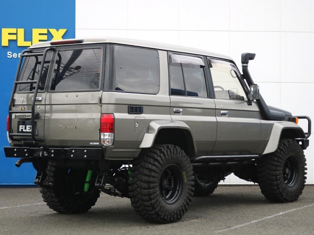 トヨタ ランドクルーザー70 4.2 ZX ディーゼル 4WD の中古車詳細
