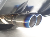 社外のマフラーが装備されています!