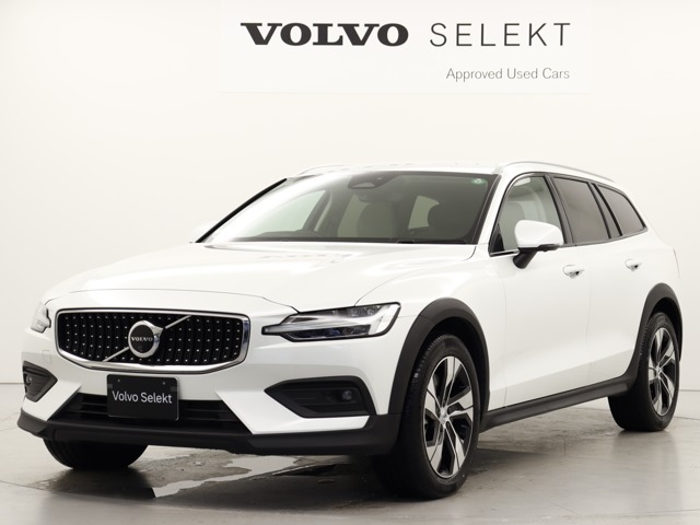 V60クロスカントリープラス B5 AWD 4WD