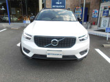ボルボの中でも人気が高く、上質な質感のXC40が入荷しました!左センターピラー修復歴有り(軽度)