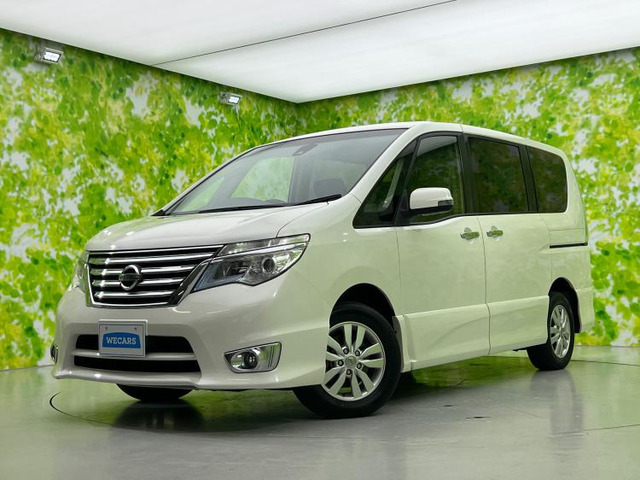 セレナ2.0 ハイウェイスター Vセレクション+Safety 4WD